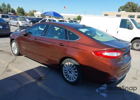 2015 Ford Fusion Hybrid Se z USA, uszkodzony, nr VIN 3FA6P0LU9FR229439
